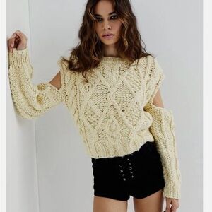 175 NWT For Love and Lemons $229 Chunky Knit Cream Sweater Size XS